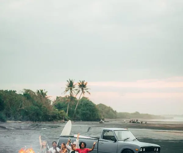 Gasthof Seaside Tribe - Boutique Surf & Retreat