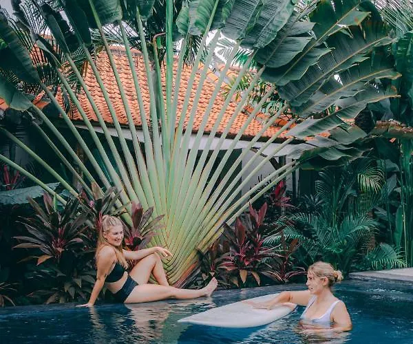 Seaside Tribe - Boutique Surf & Retreat Gasthof